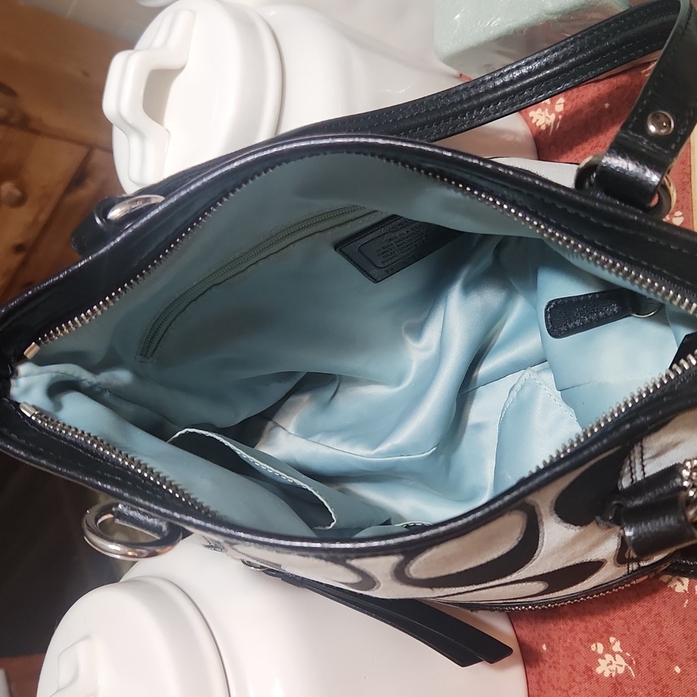 Coach Bag - Picture 12 of 15